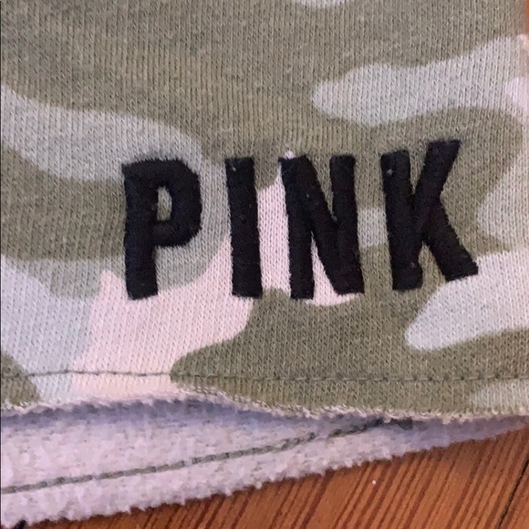 Long sleeved camo shirt/huddie - Picture 2 of 5